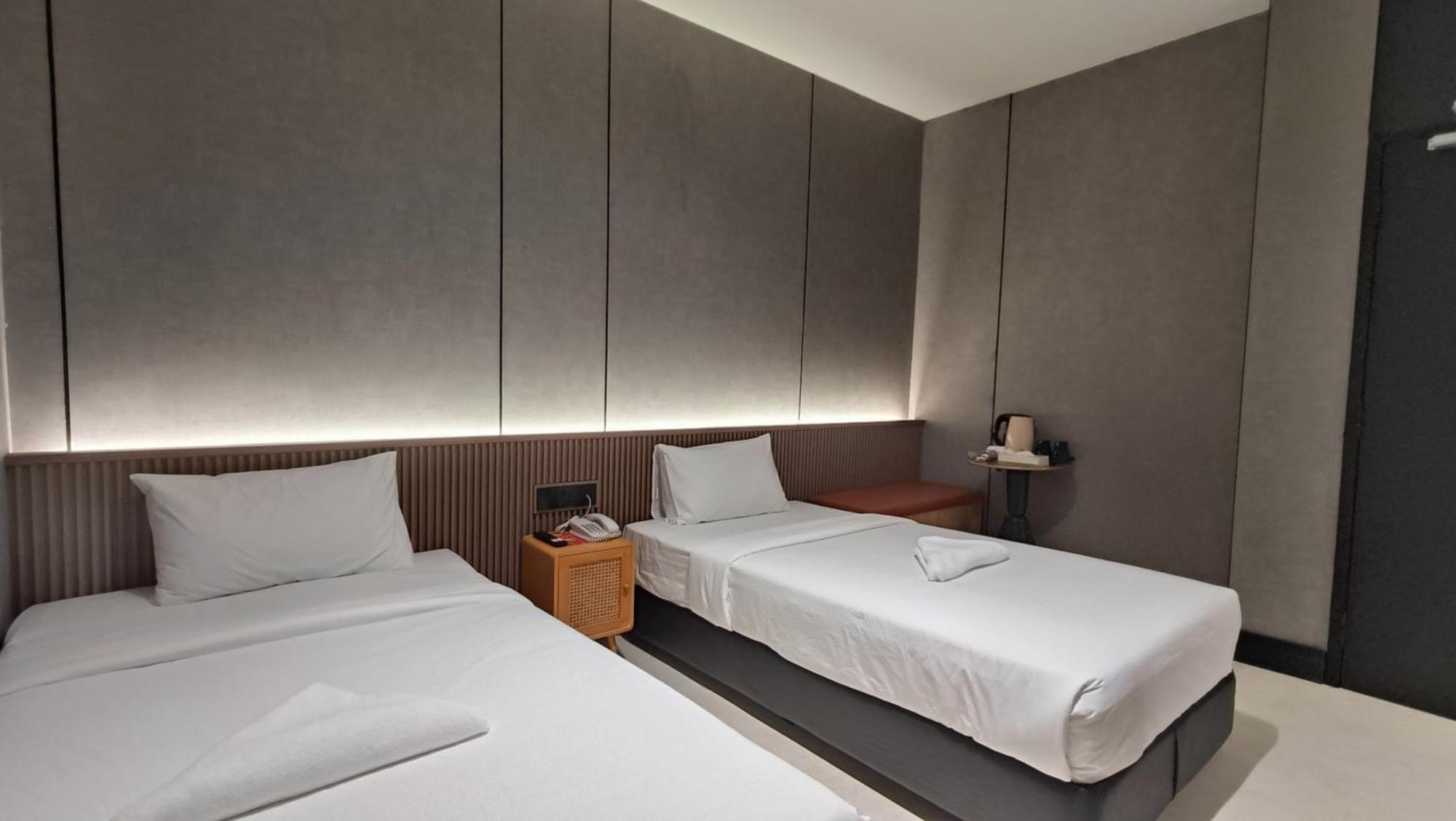 Urban Inn, Serai Wangi Padang Serai Buitenkant foto