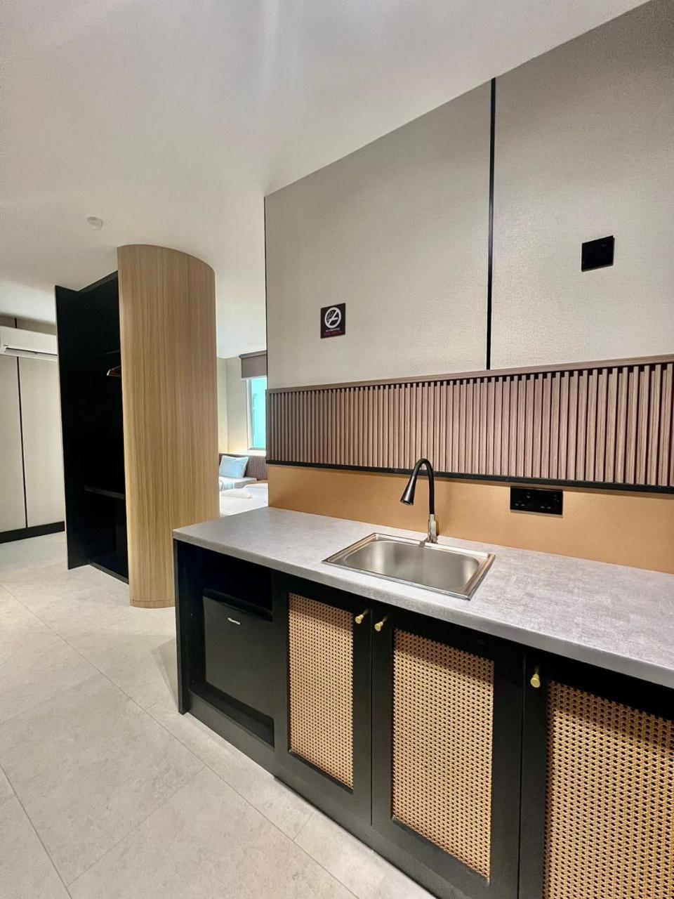 Urban Inn, Serai Wangi Padang Serai Buitenkant foto